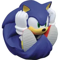 Sonic Bank Statue