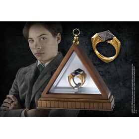 Harry Potter Replica 1/1 Lord Voldemort/s Horcrux Ring (gold-plated)