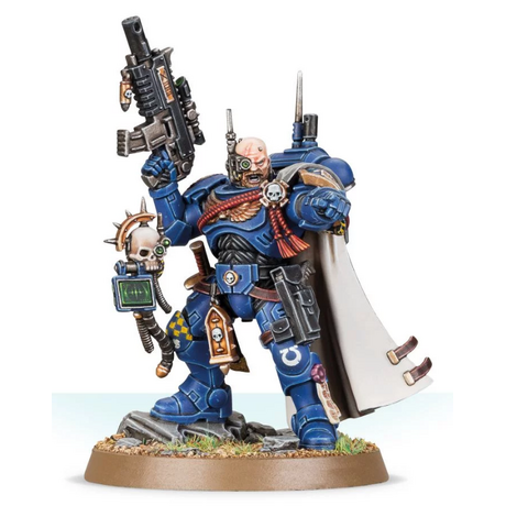 Space Marines Primaris Captain in Phobos 2020