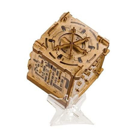 Cluebox - Escape Room In A Box - Cambridge Labyrinth