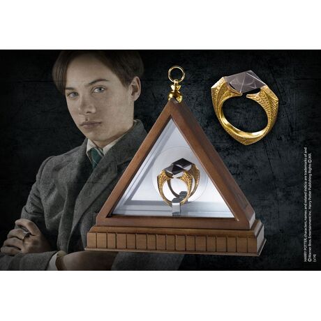 Harry Potter Replica 1/1 Lord Voldemort/s Horcrux Ring (gold-plated)