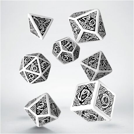 CELTIC 3D DICE SET WHITE&BLACK